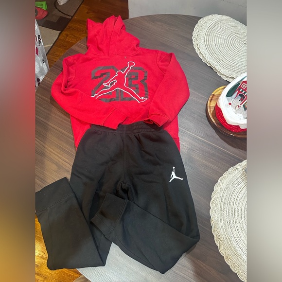 excellent condition, like new, for children - Picture 1 of 3